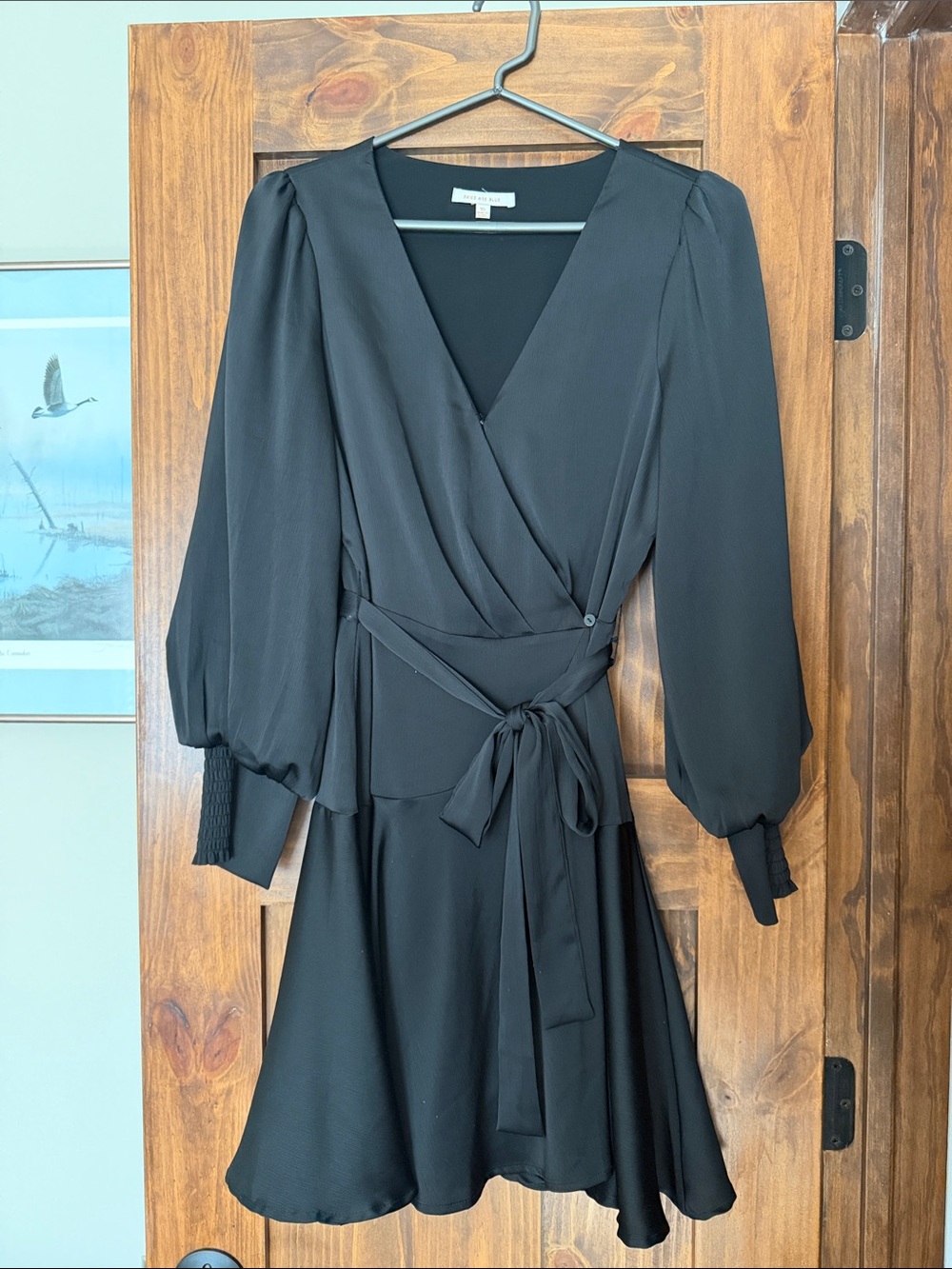 SKIES ARE BLUE Black Long-Sleeve Wrap Dress with Tie Waist